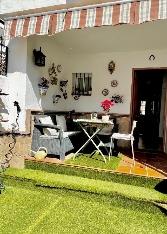 Like At Home Near Seville Montequinto Exterior photo